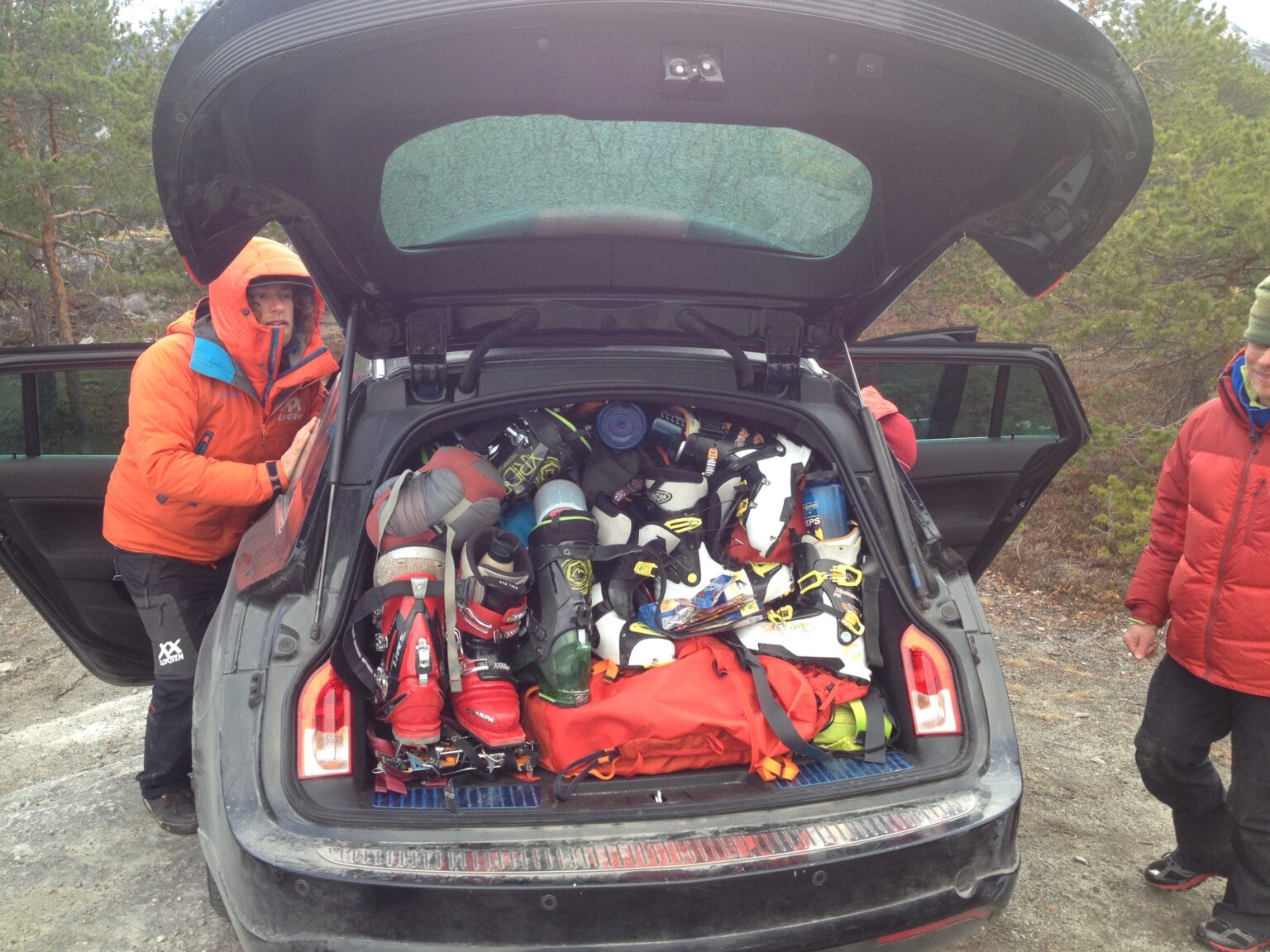 Admiting defeat and playing car Tetris as we pack 5 peoples gear into a small rental car