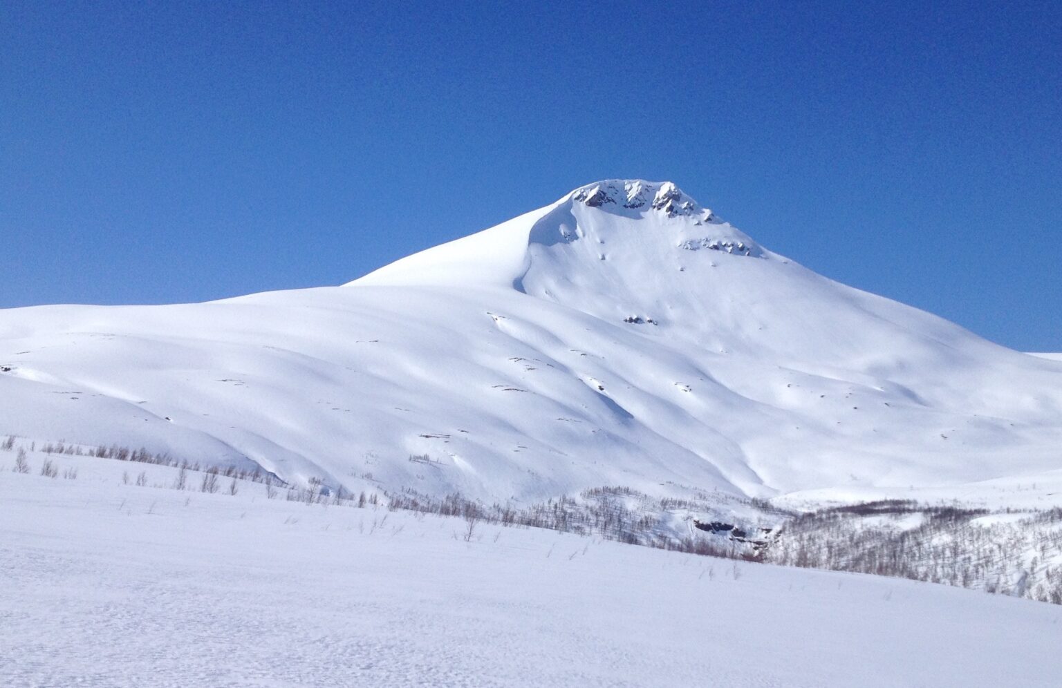 Looking at Haugafjellet