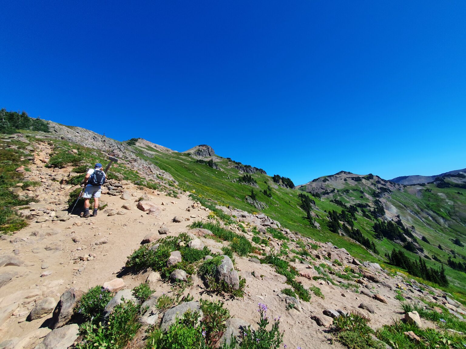 Leaving the main trail for Hawkeye Point