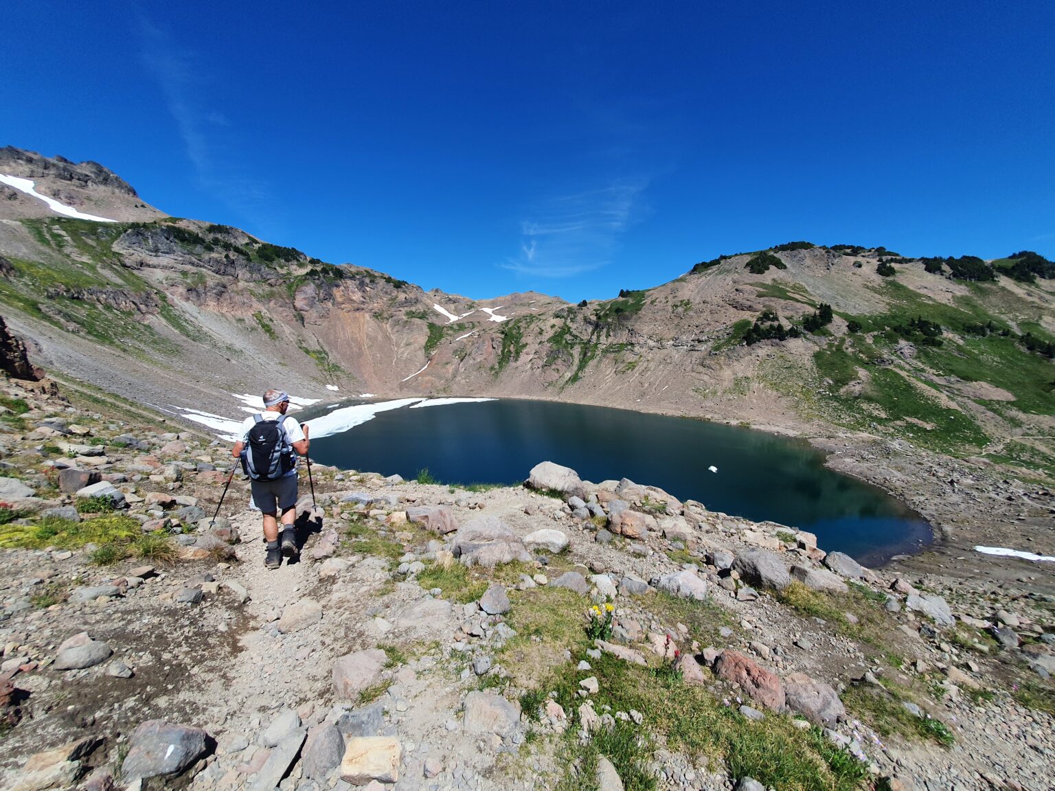 Heading to the shore of Goat Lake in Goat Rocks Wilderness