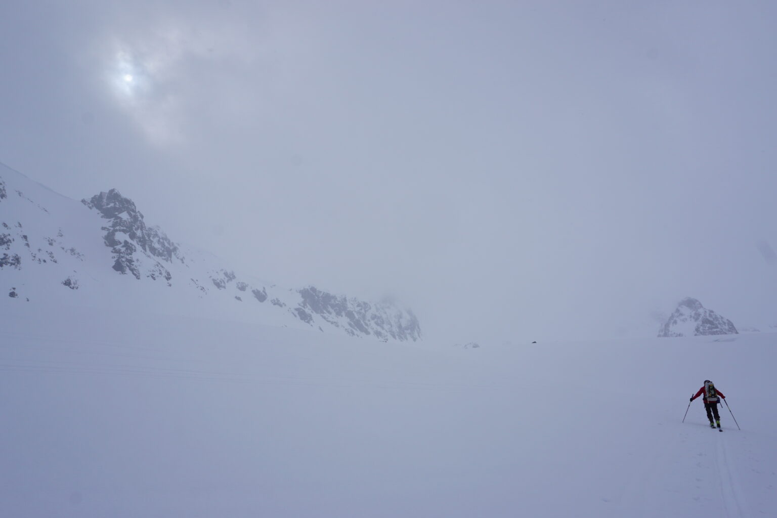 Hiking up the Strupbeen Glacier in a whiteout