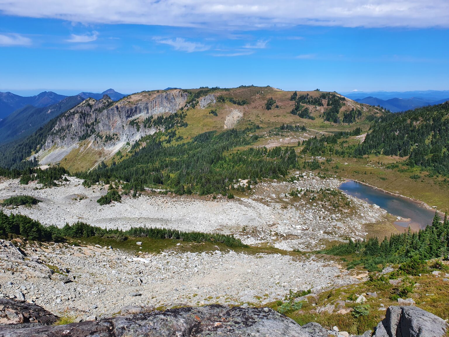 Looking back down at the Northern Loop Trail and the Yellowstone Cliffs