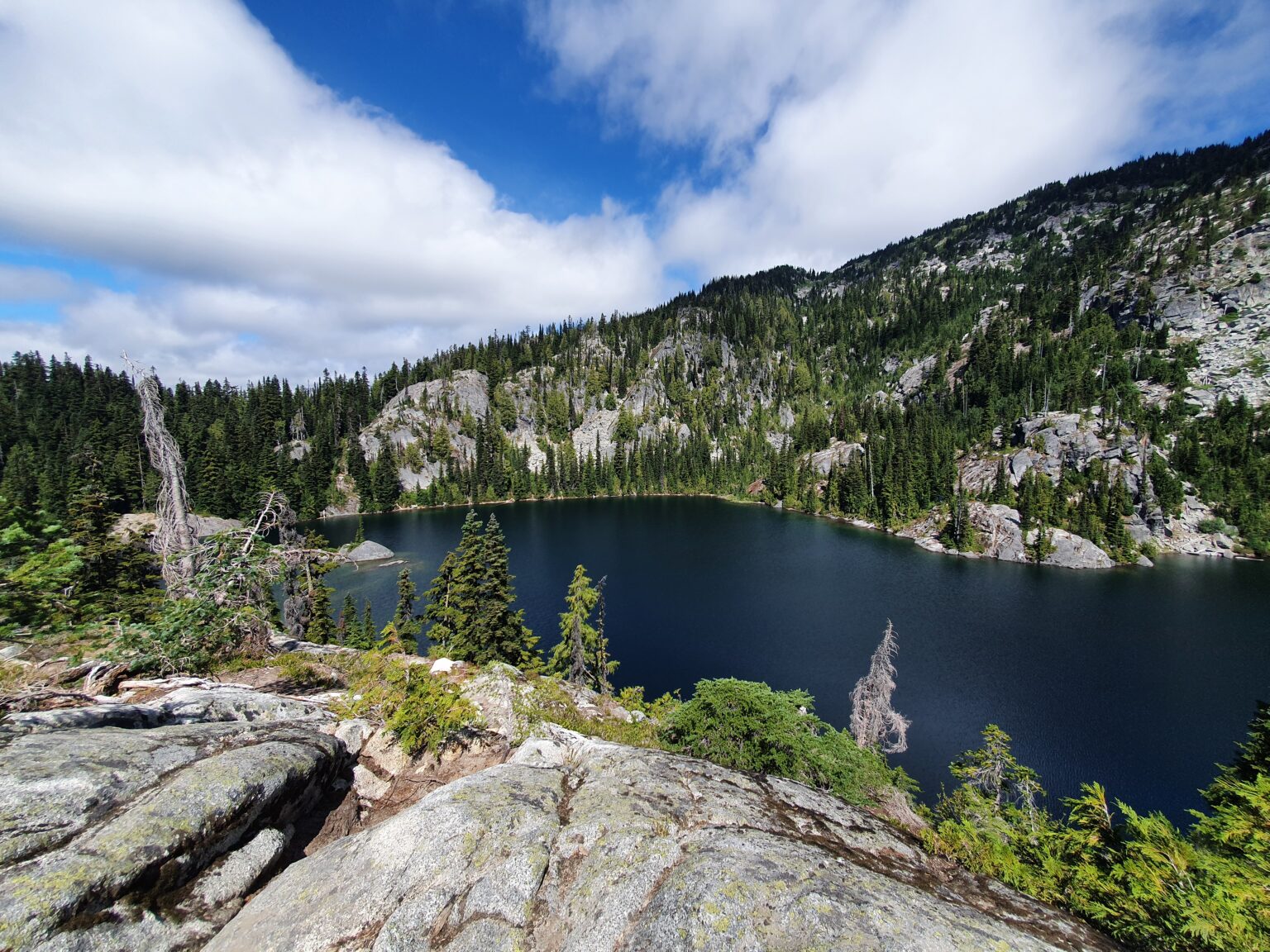 Hiking up to Tuck Lake