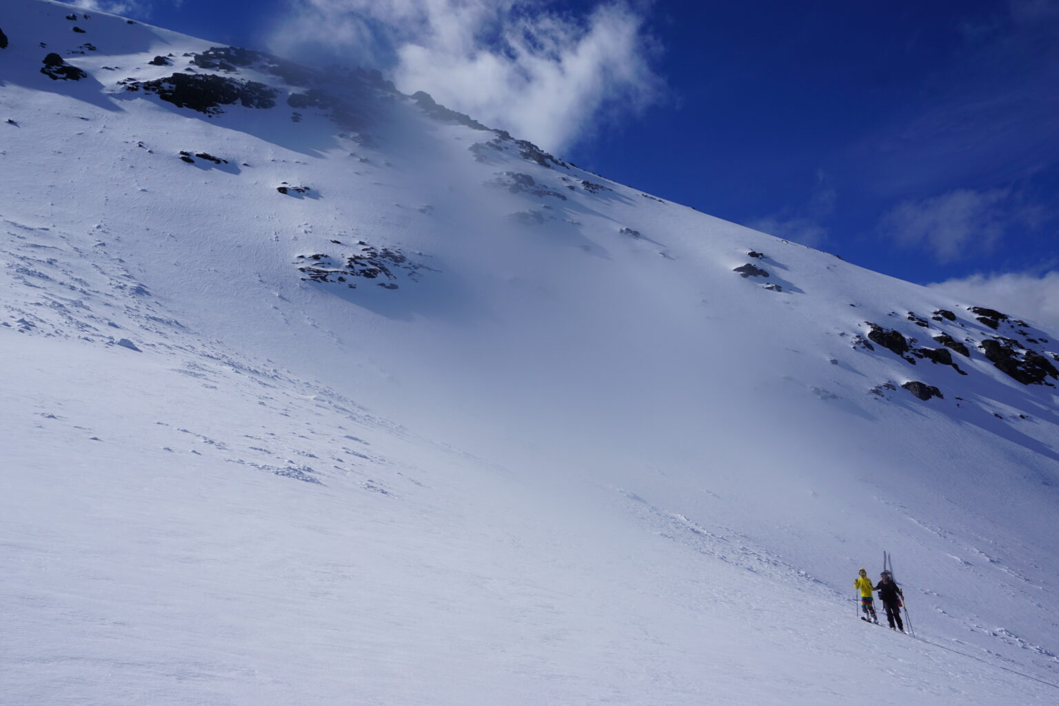 Looking at the Northwest bowl of Sommarfjellet