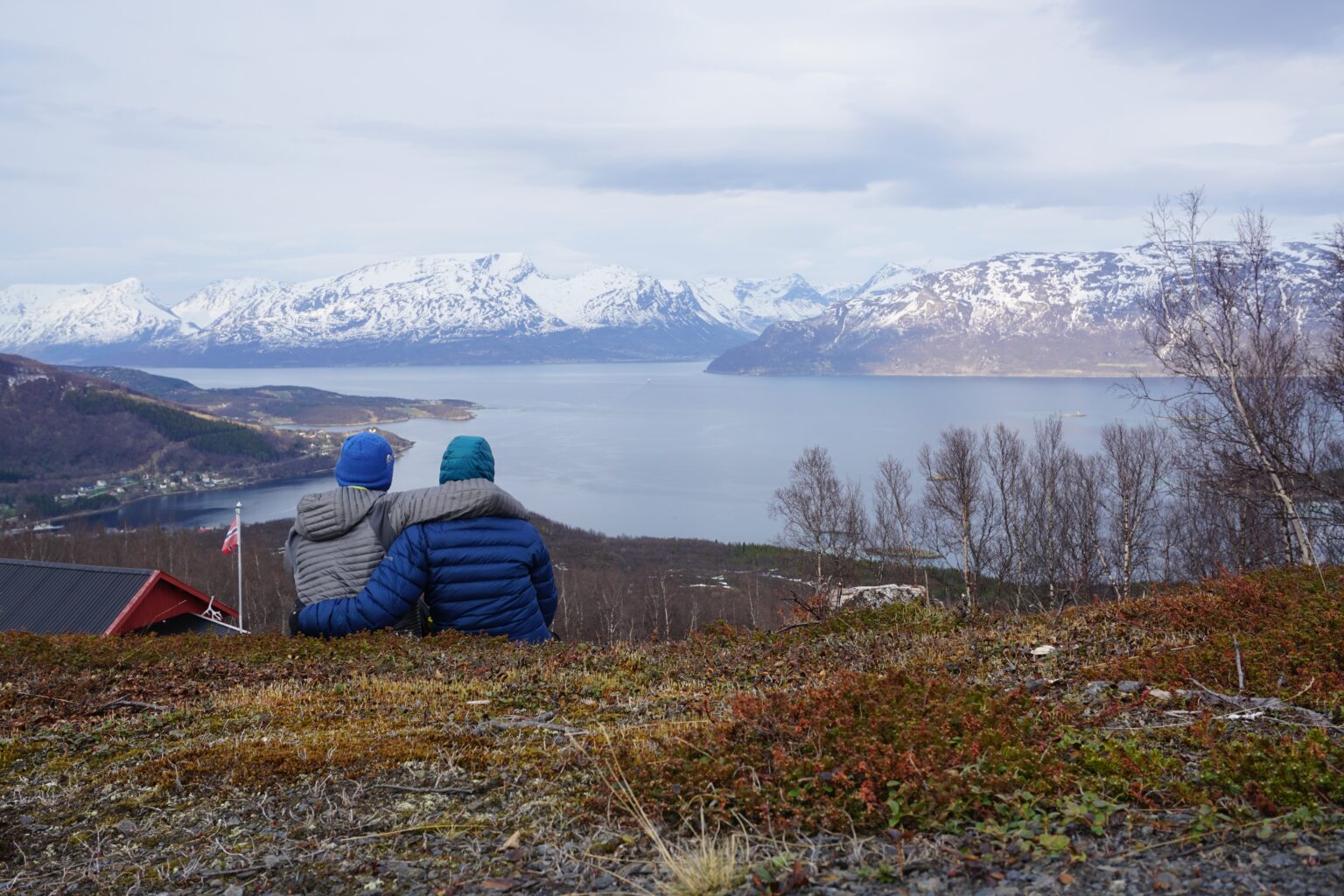 Hanging out near Lyngsedit and taking in the views of Storhaugen in the distance