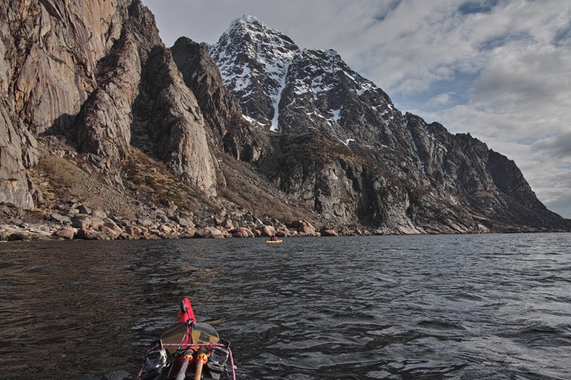 Kayaking out to Vågakallen South Couloir