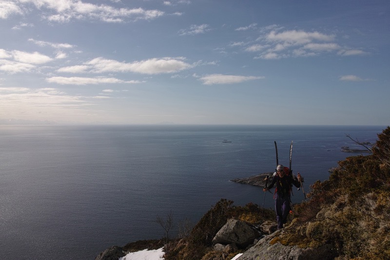 Hiking up the south slopes of Vågakallen with the Atlantic Ocean in the distance