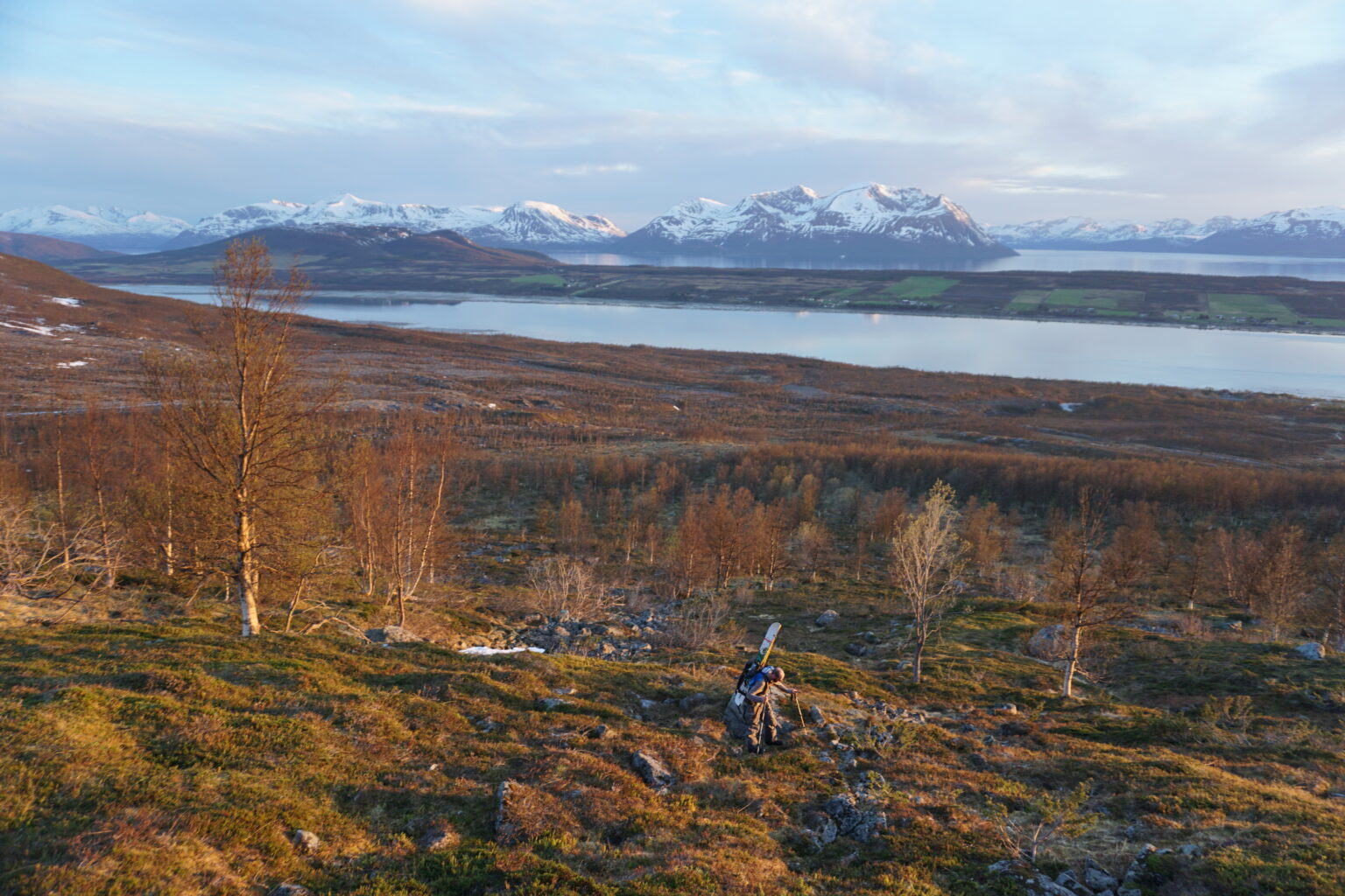 Hiking back up to camp as the peaks to the south are covered in alpenglow