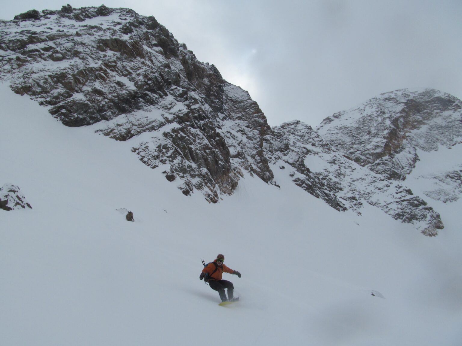 Snowboarding down the north ridge of Dromedary Peak