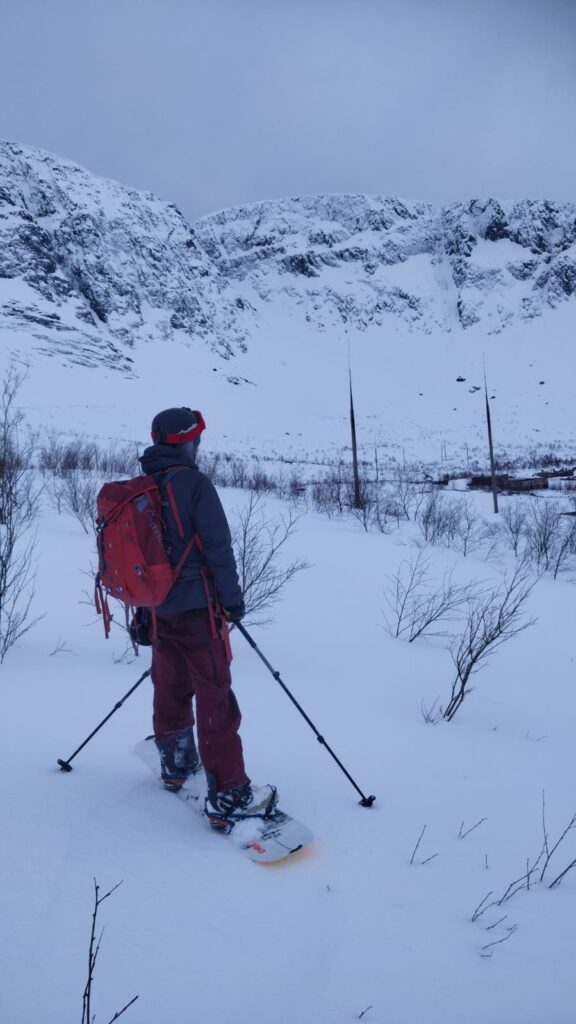 Looking at other ski touring options on Mount Aikuaivenchorr