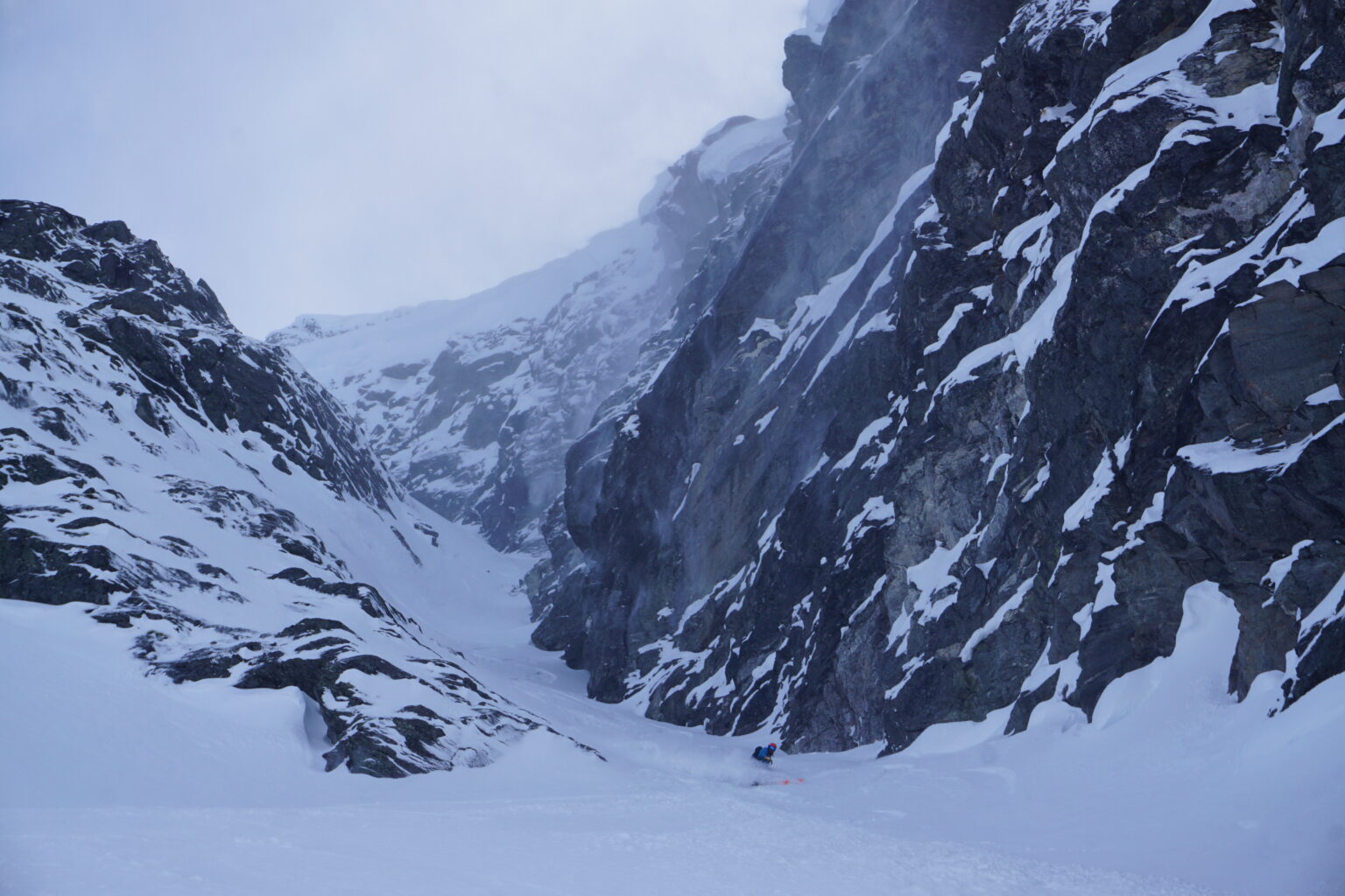 Skiing out of the exit of the Morning Mission