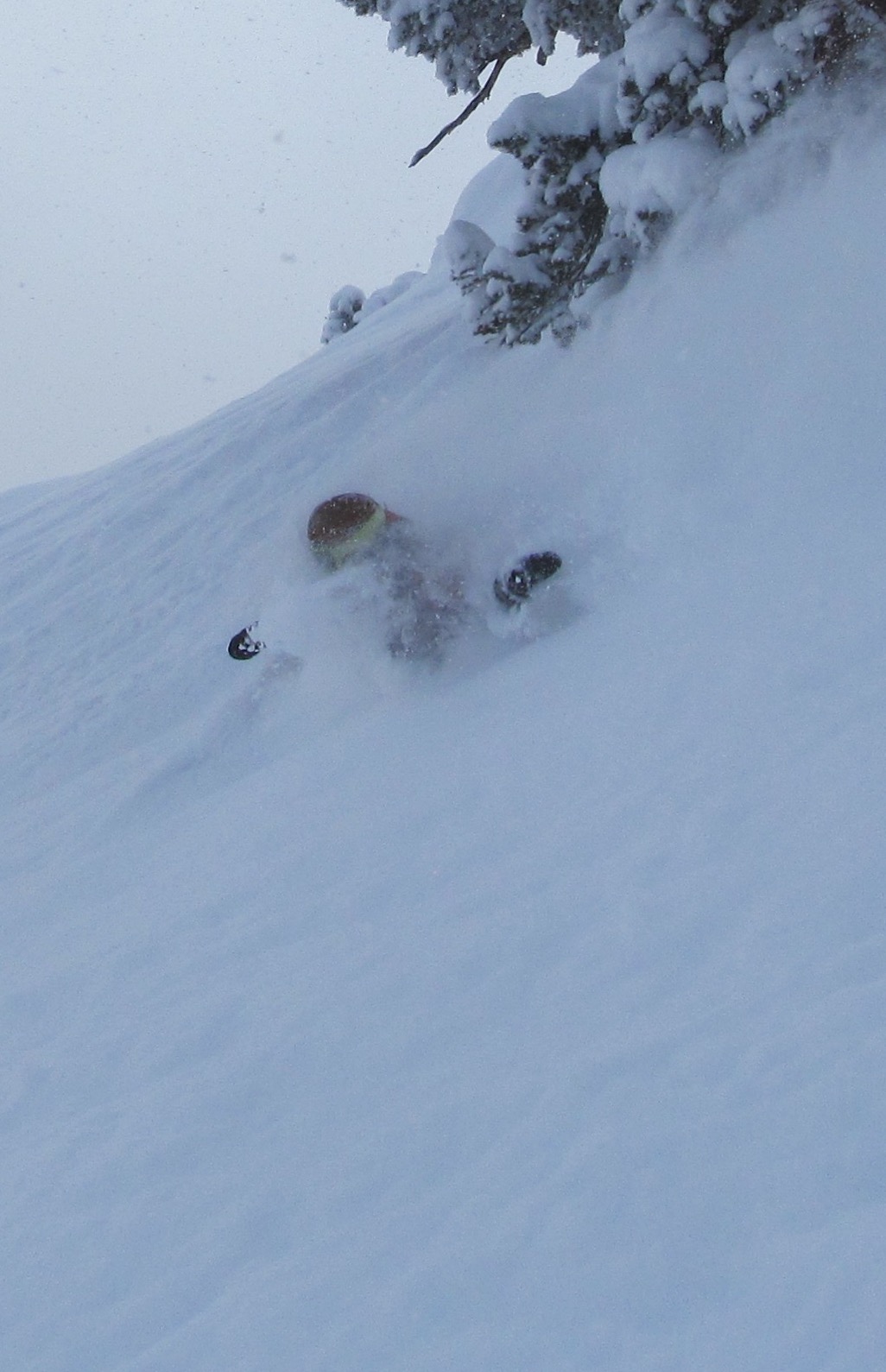 Snowboarding down the East Face of Mount Raymond