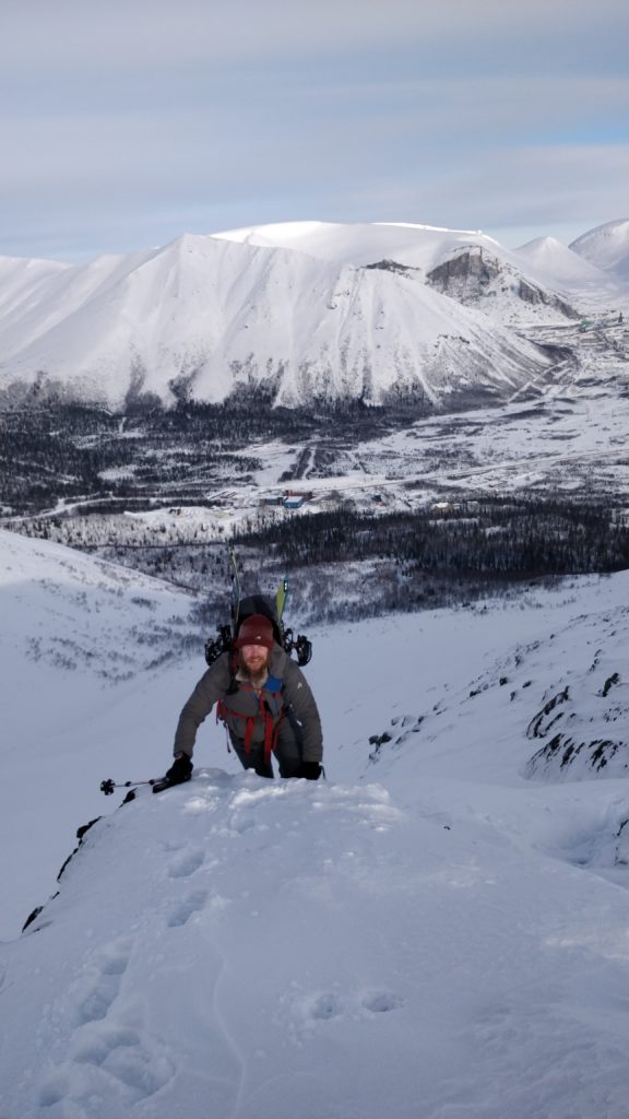 Climbing to the summit near Kirovsk