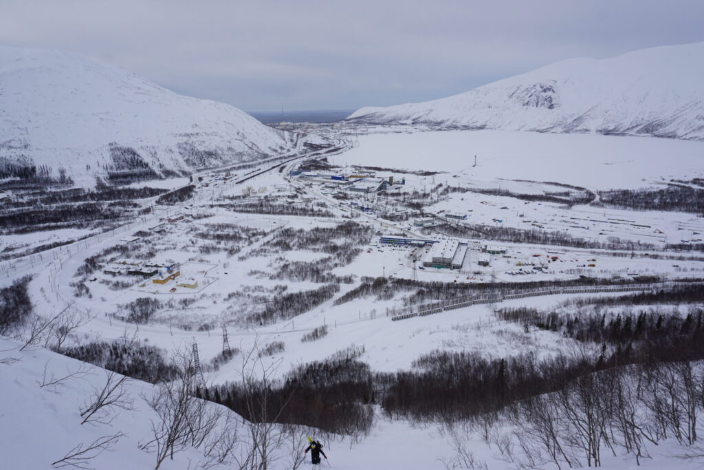 Climbing again with the Khibiny Mountains and Kirovsk in the distance